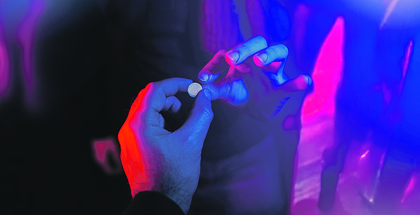 Sexe anònim durant hores i sense protecció ha esdevingut una pràcti