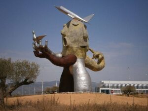 escultura aeroport castelló