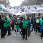 Acció de les PAH a Rambla Catalunya