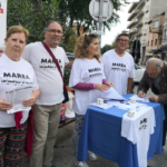 Recogida de firmas de la Marea Blanca