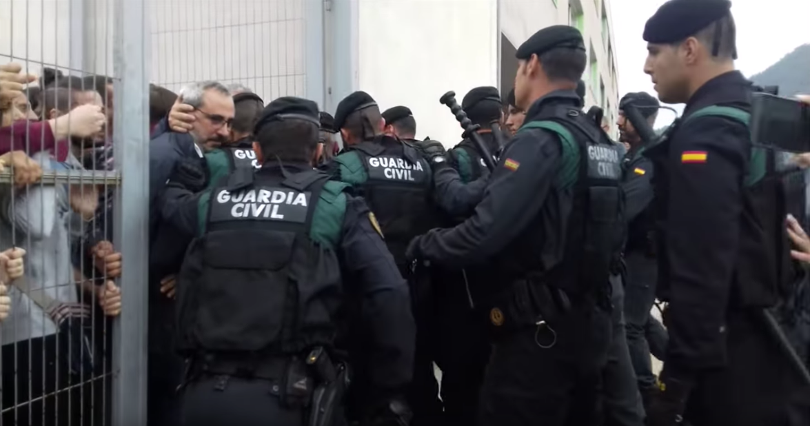 La Guardia Civil, en Sant Joan de Vilatorrada, el 1-O