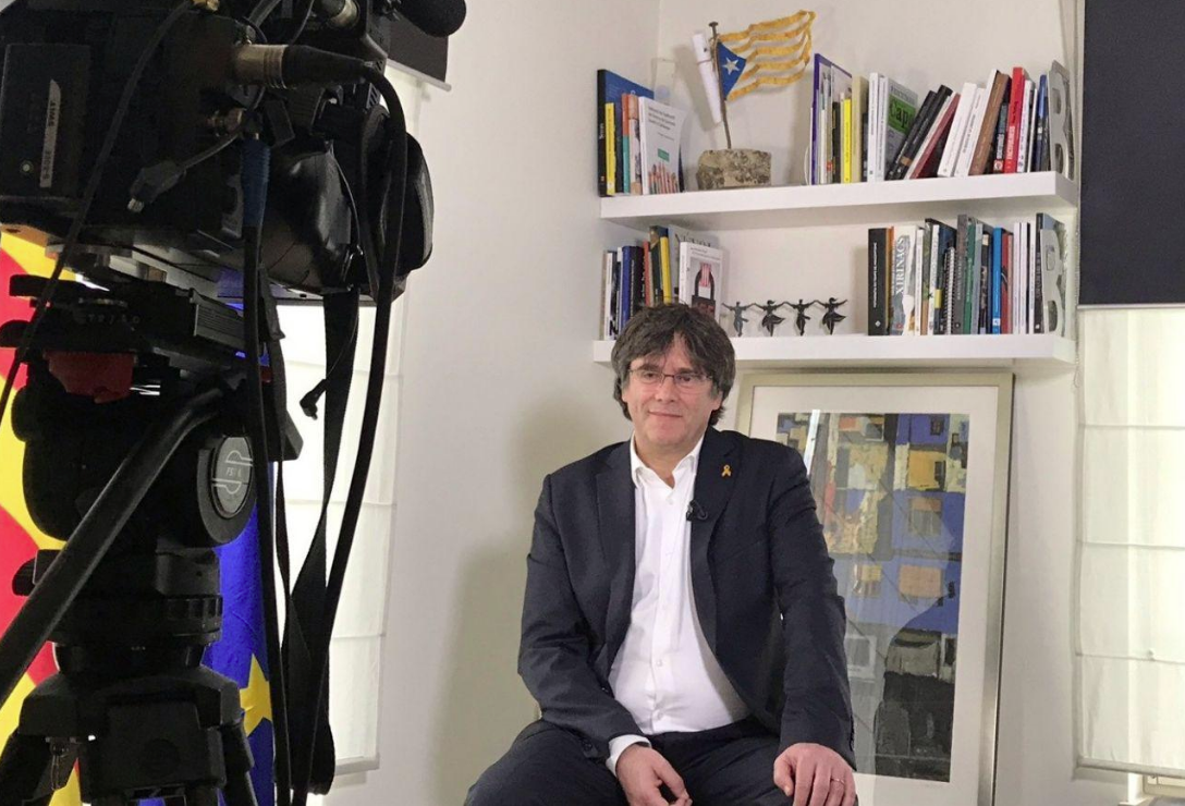 Carles Puigdemont, entrevistado en TV3