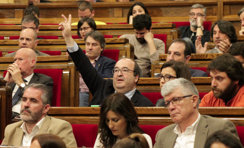 Iceta, en el Parlamento catalán