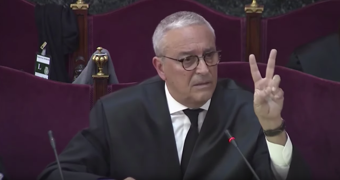 Xavier Melero, exposant el seu informe final al Suprem