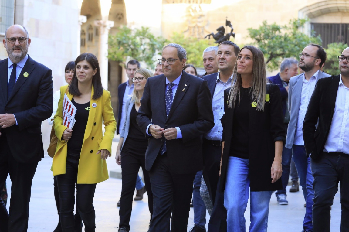 Quim Torra, acompañado de otras figuras del independentismo