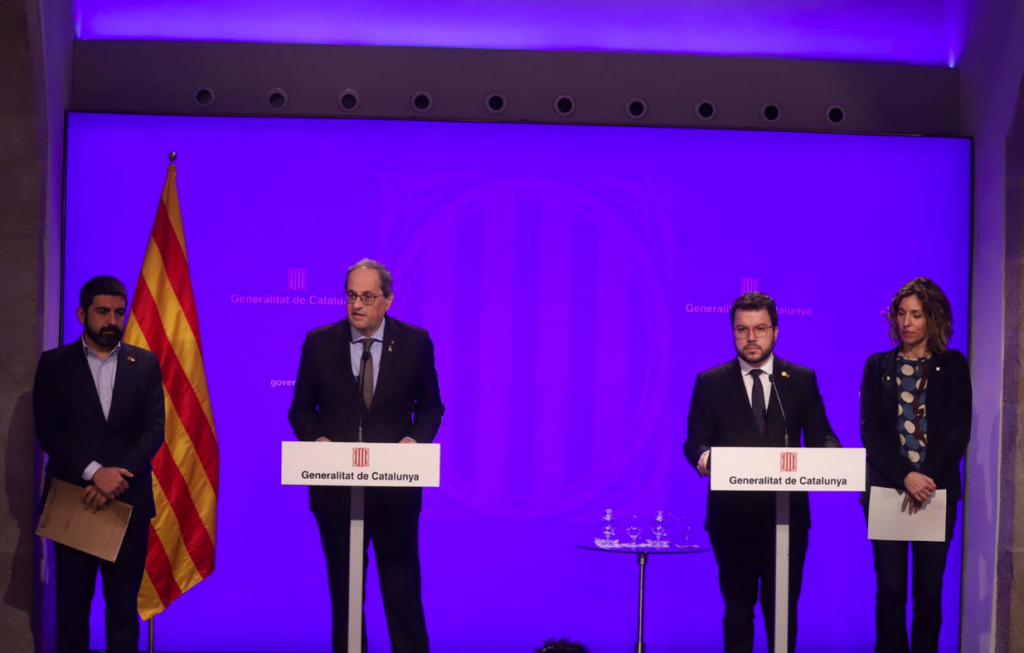 Torra, compareixent amb membres del seu govern, aquest dijous