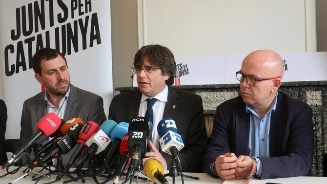 Toni Comín, Carles Puigdemont i l'advocat Gonzalo Boye (imatge d'arxiu)