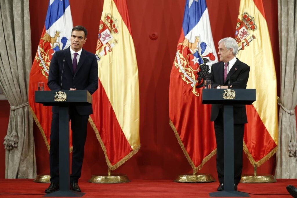 Pedro Sánchez y Sebastián Piñera, presidente de Chile.