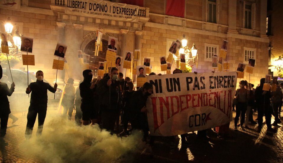 Els CDR manifestant se a Barcelona