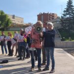 Asamblea de los trabajadores de TV3 en el exterior del edificio