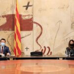 Pere Aragonés y Meritxell Budó, en la reunión del gobierno catalán de este martes
