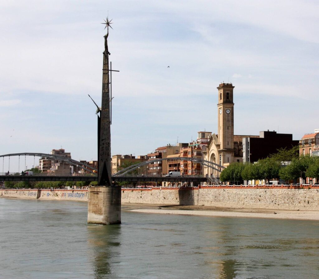El monument de Tortosa que commemora la victòria franquista a la Batalla de l'Ebre