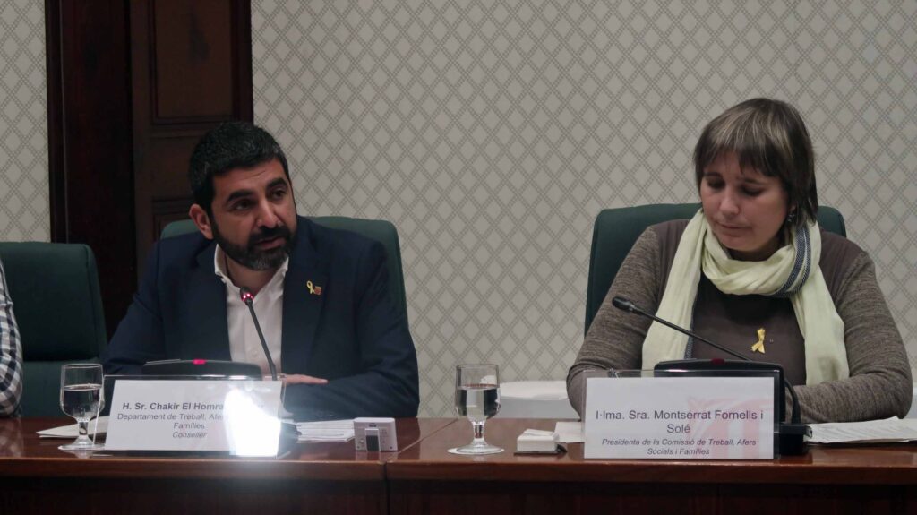 El conseller Homrani en una comissió al Parlament