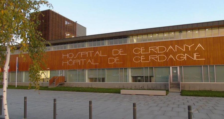 Fachada del Hospital de La Cerdanya, en Puigcerdà