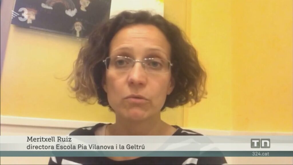 Meritxell Ruiz, ex-consejera de Educación, haciendo declaraciones a TV3