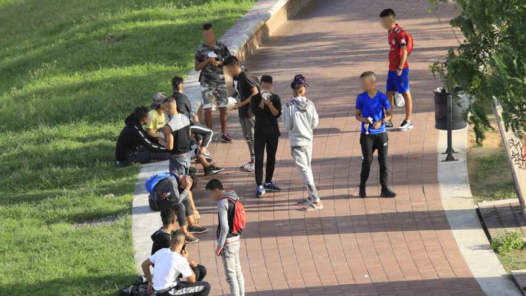 Els nens al carrer són protagonistes de violència, cosa que fa que l