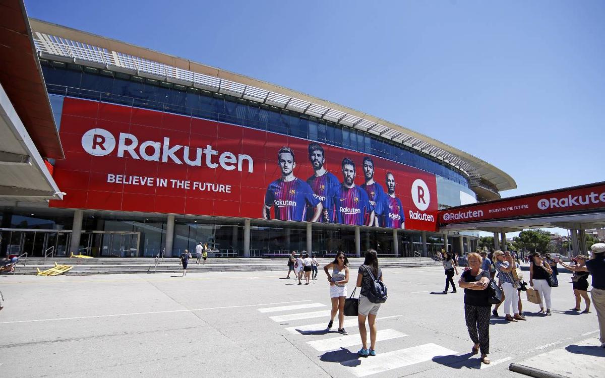 Publicitat de Rakuten al Camp Nou