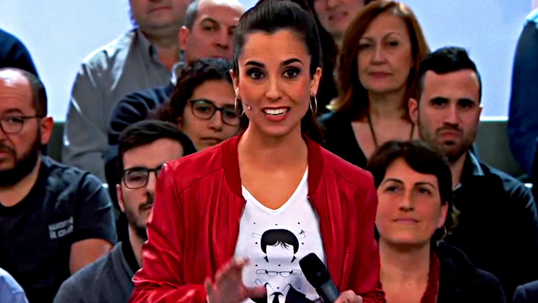 Laura Rosel, amb Carles Puigdemont a la samarreta