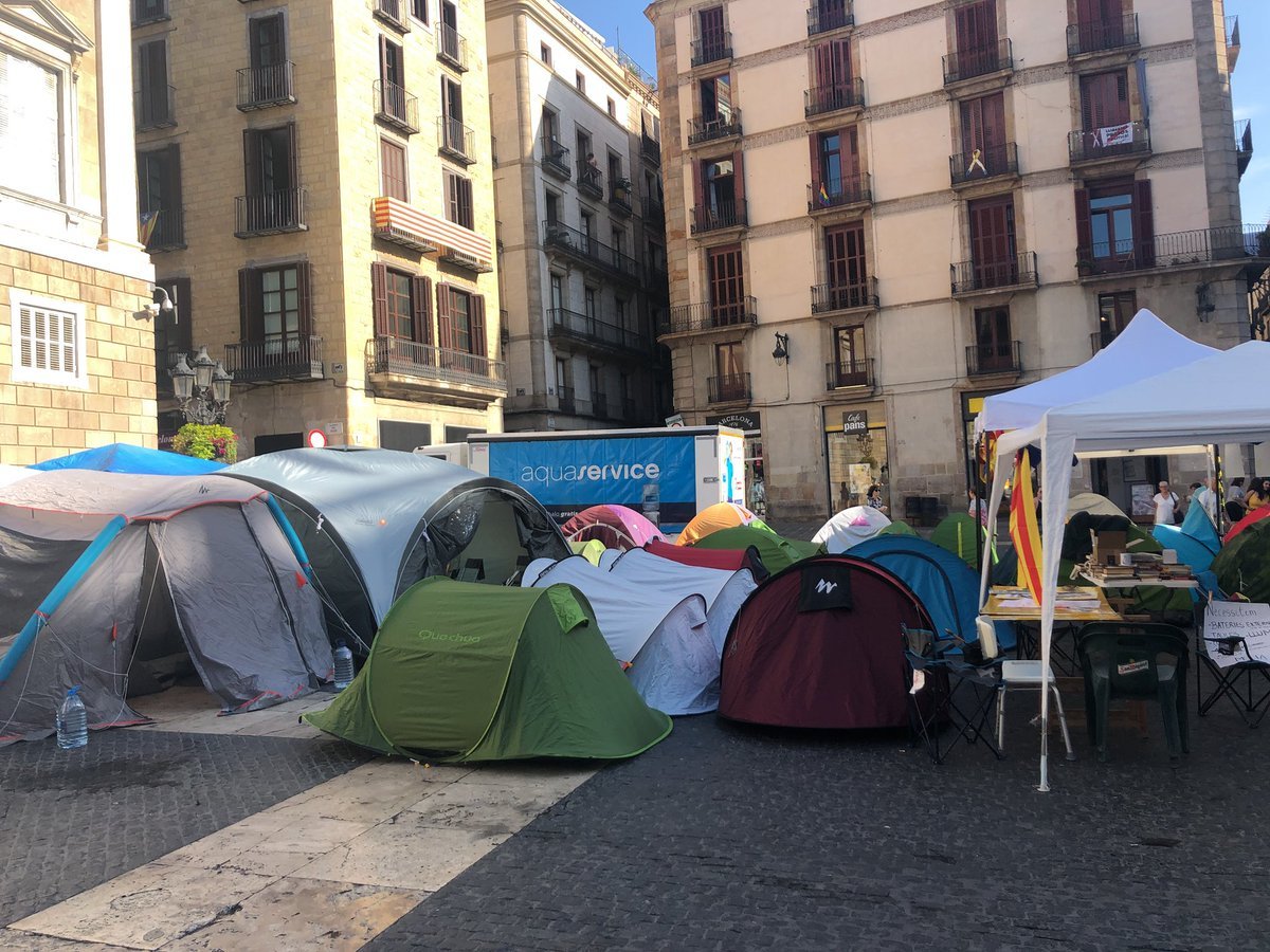 acampada 'indepe' en Sant Jaume