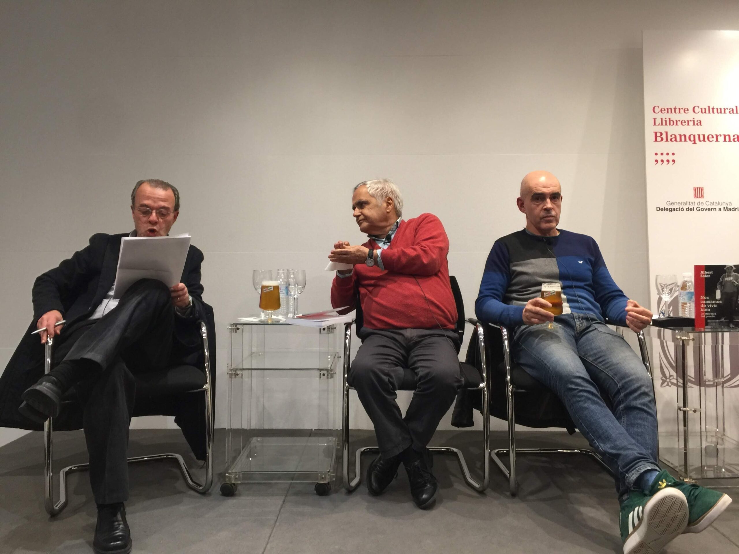 Jordi Xargayó, Juan Cruz y Albert Soler, en la Librería Blanquerna,