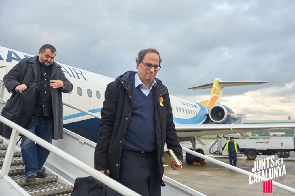L'expresident Quim Torra. en un viatge amb Josep Sort