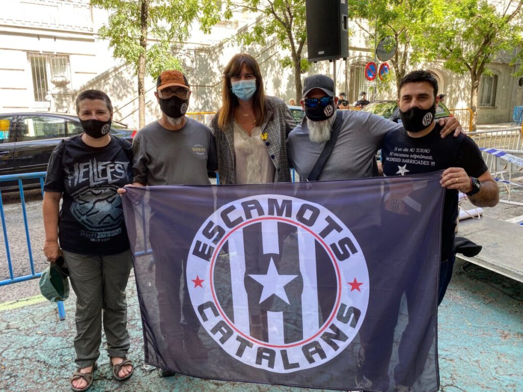 Laura Borràs, amb els Escamots Catalans Motards