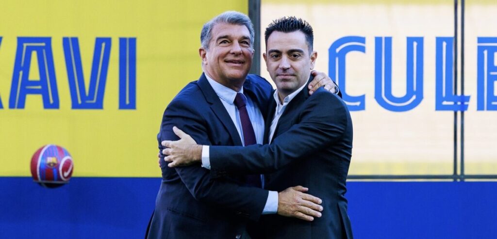 Joan Laporta y Xavi Hernández