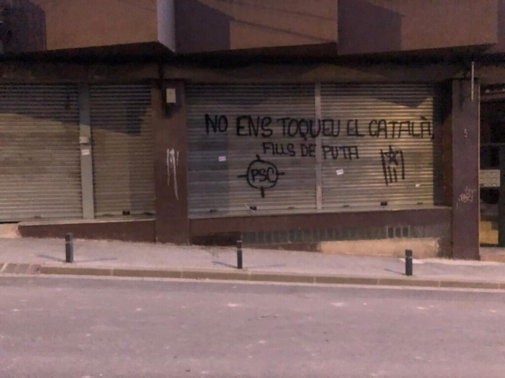 Pintada contra el PSC a Berga