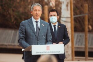 El consejero Josep Gonzàlez-Cambray y el presidente catalán Pere Aragonès