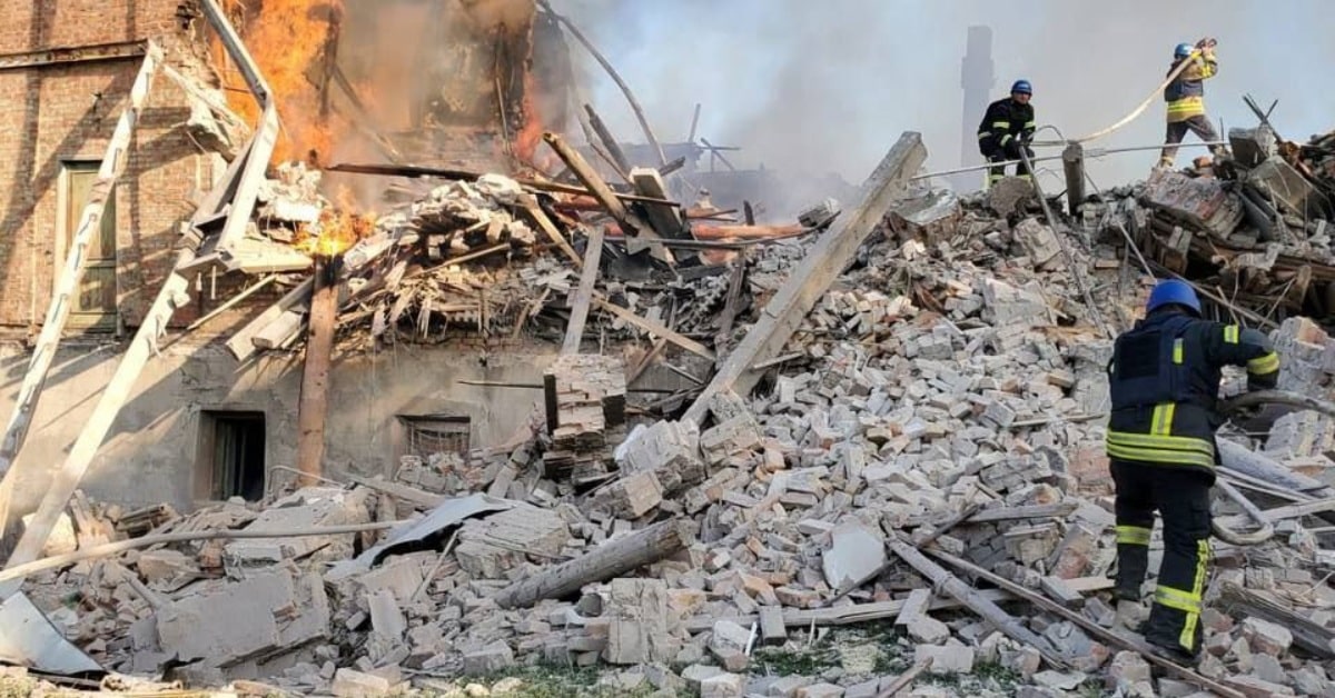 Escuela bombardeada en Bilohorivka, Lugansk