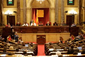 La Mesa del Parlamento catalán en un Pleno de mayo