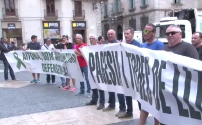 Protesta de productores de fruta en Barcelona