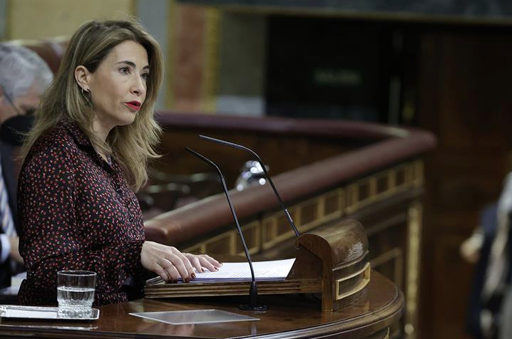La ministra de Transportes, Mobilidad y Agenda Urbana, Raquel Sánchez