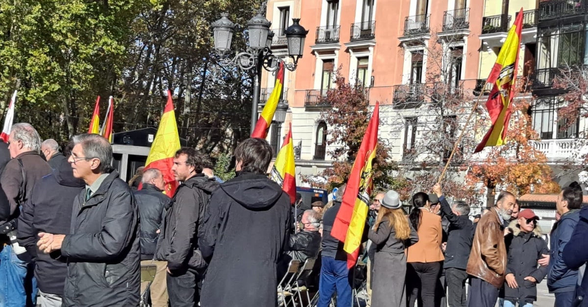 Concentración para conmemorar el 47º aniversario de la muerte del dictador Francisco Franco en Madrid