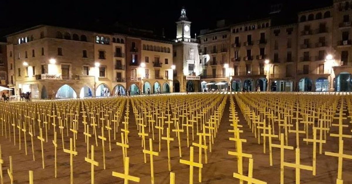 Creus a la plaça major de Vic