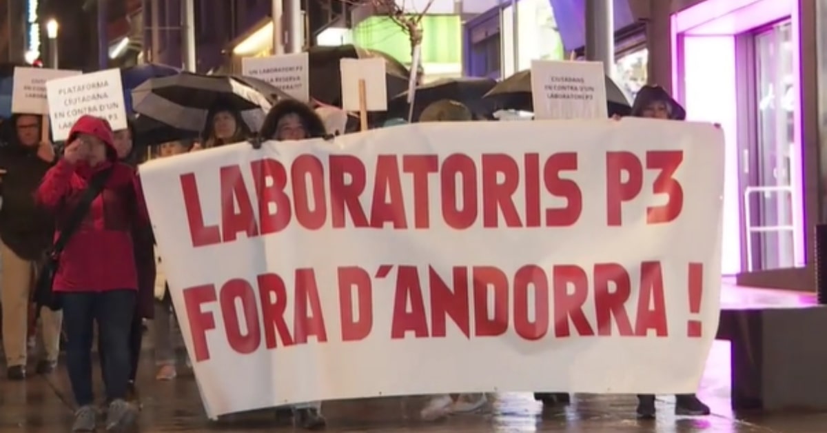 Manifestació anti-Grifols a Andorra La Vella