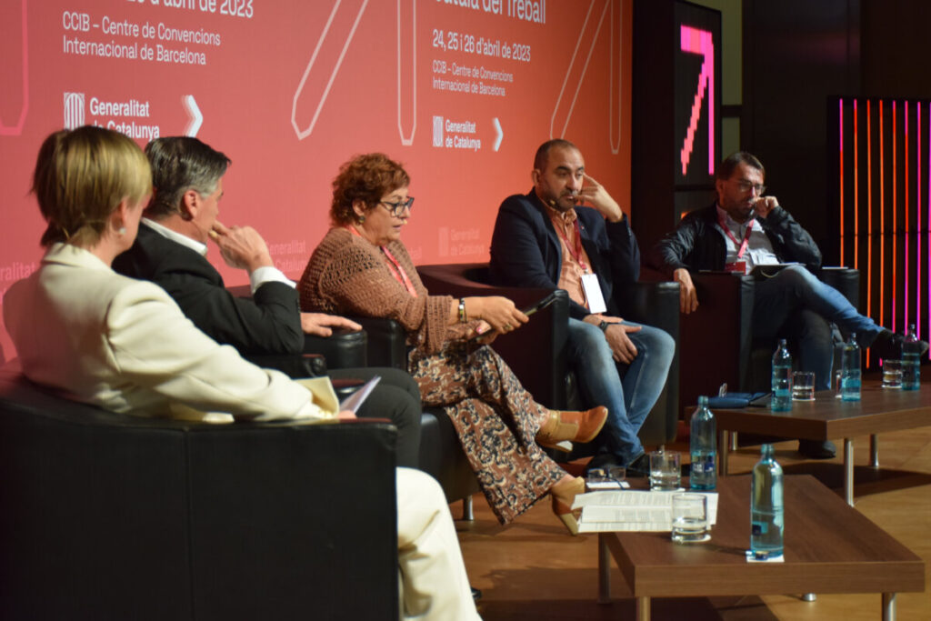 El president de PIMEC, Antoni Cañete, el secretari general d'UGT a Catalunya, Camil Ros, el secretari