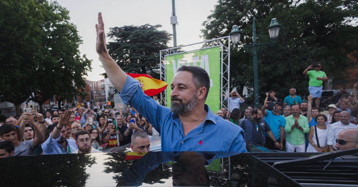 El líder de Vox, Santiago Abascal, arribant a un míting a Valladolid en la campanya del 23-J