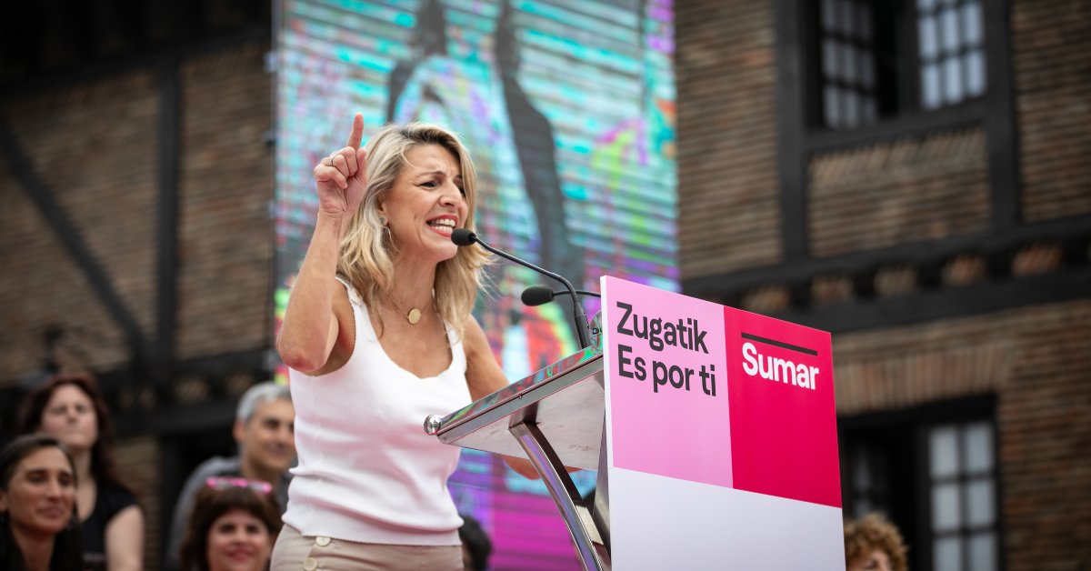 La candidata de Sumar, Yolanda Díaz, en un acto de campaña en Vitoria