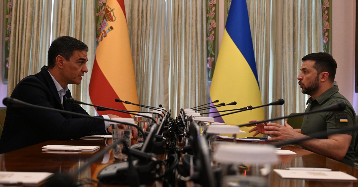 Reunió del president del Govern d'Espanya, Pedro Sánchez, amb el president d'Ucraïna, Volodímir Zelenski (ACN)
