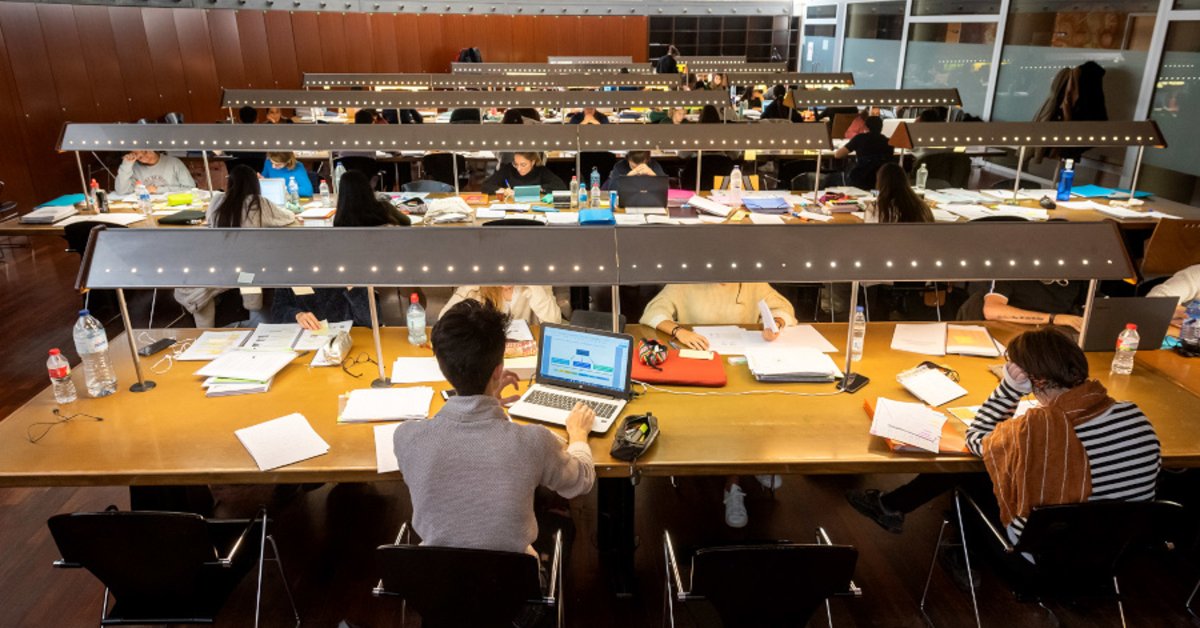 La sala de estudios de la Facultad de Medicina de la Universitat de Lleida (Jordi V. Pou)