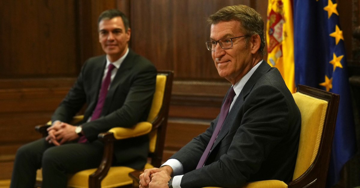 Reunió entre el president del Govern d'Espanya, Pedro Sánchez, i el líder del PP, Alberto Núñez-Feijóo, al Congrés dels Diputats (Partit Popular)