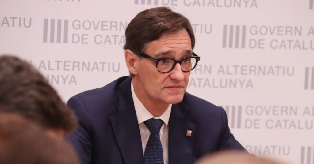 El primer secretari del PSC, Salvador Illa, presideix la taula permanent sobre la sequera (Francesc Voltas, ACN)