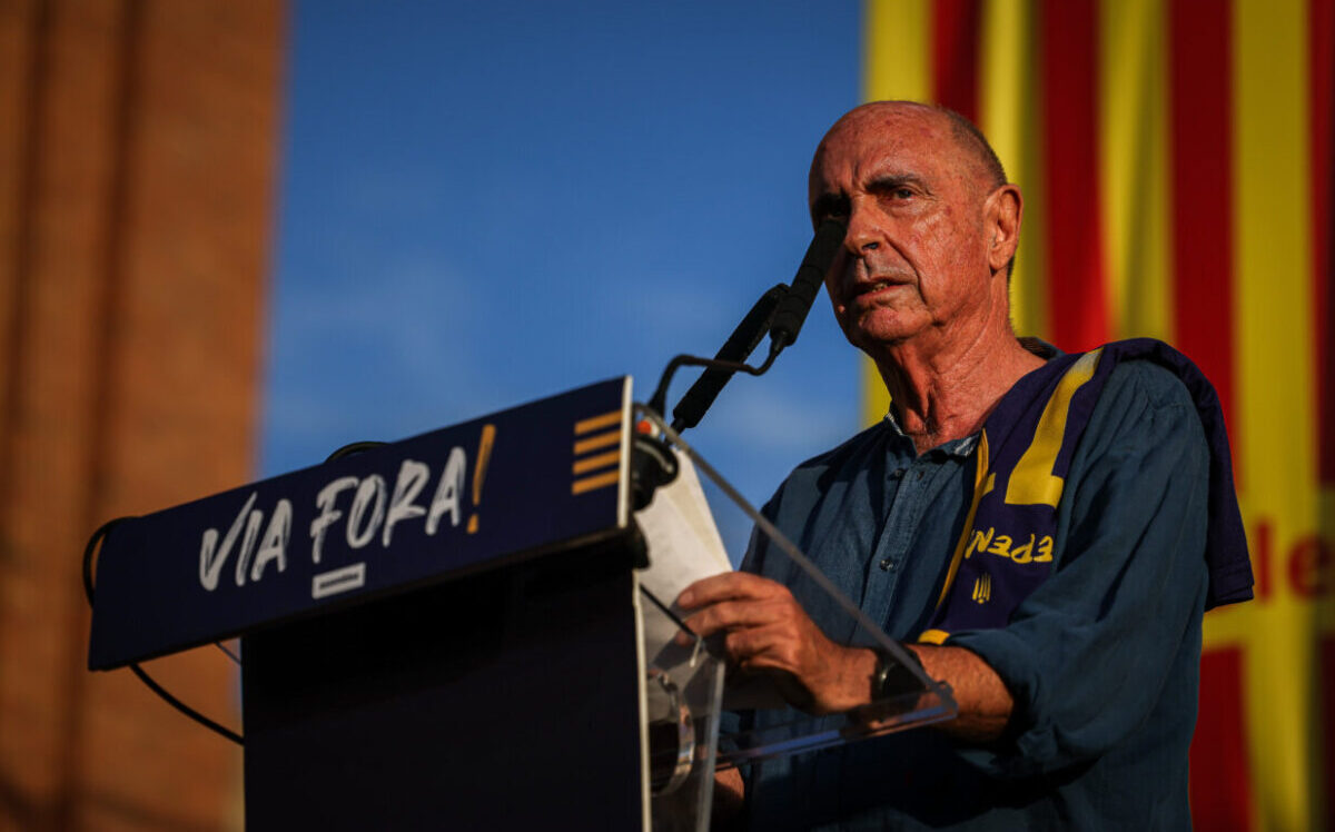 El cantante y activista independentista Lluís Llach en la manifestación de la Diada de 2023 (ACN)