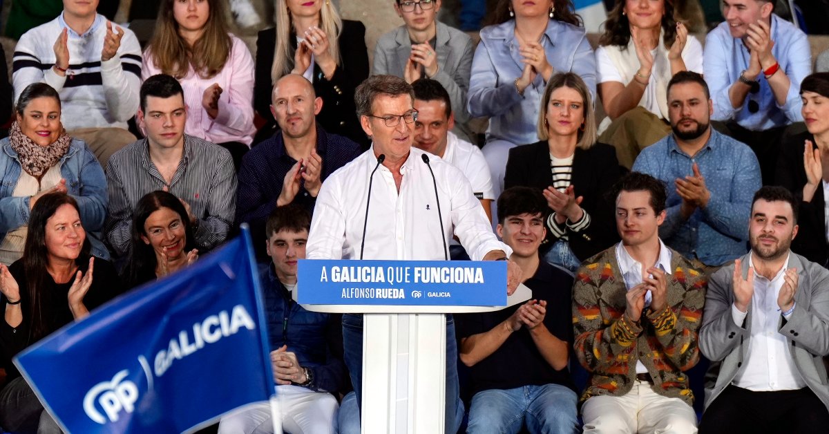 El presidente del PP, Alberto Núñez-Feijóo, en un mitin de la campaña de las elecciones en Galicia (Partido Popular)