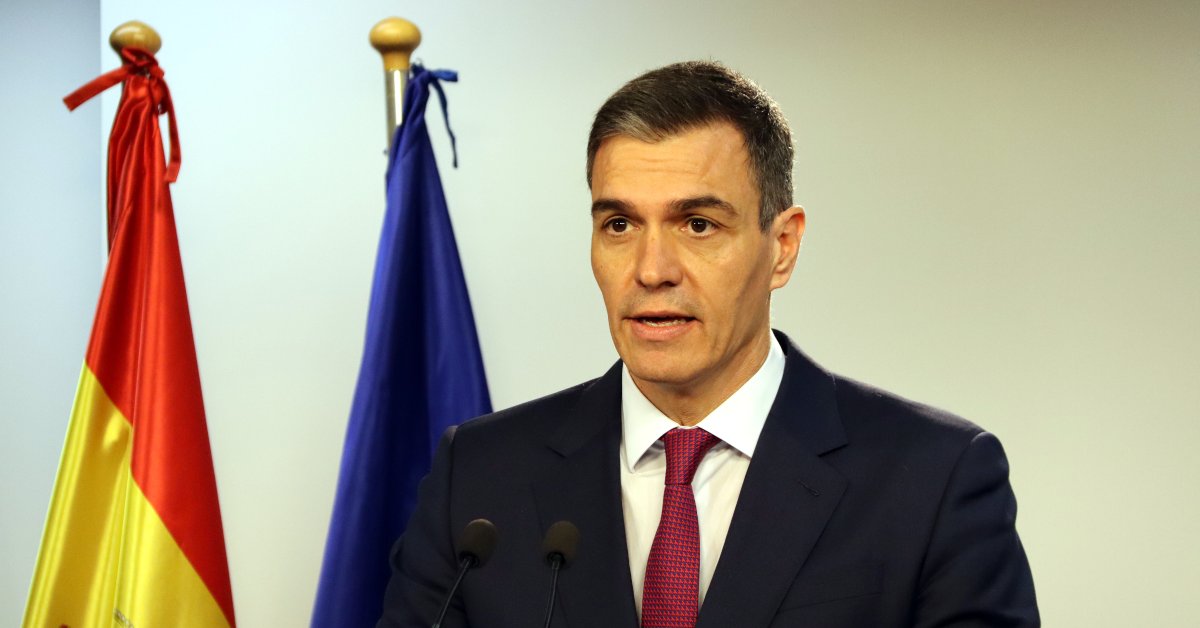 El presidente del Gobierno de España, Pedro Sánchez, durante una rueda de prensa después de la cumbre europea (Natàlia Segura, ACN)