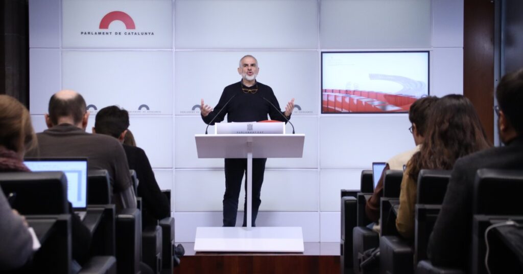 Roda de premsa al Parlament del president del grup parlamentari de Cs, Carlos Carrizosa (Mariona Puig, ACN)