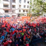La calle Ferraz de Madrid este sábado, llena durante el Comité Federal del partido (PSOE)