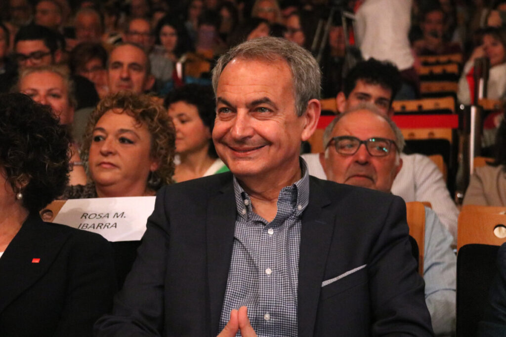 El expresidente del Gobierno de España José Luis Rodríguez Zapatero en un acto de campaña del PSC en Tarragona