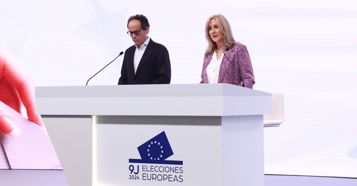 El secretari d'Estat de Comunicació, Francesc Vallès, i la subsecretària d'Interior, Susana Crisóstomo, en compareixença (Fernando Calvo, Moncloa)